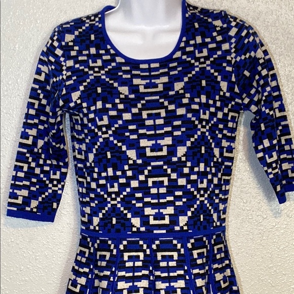 Rumere 100% Wool Blue and White Fit and Flare Dress with 3/4 Sleeves - Picture 3 of 9